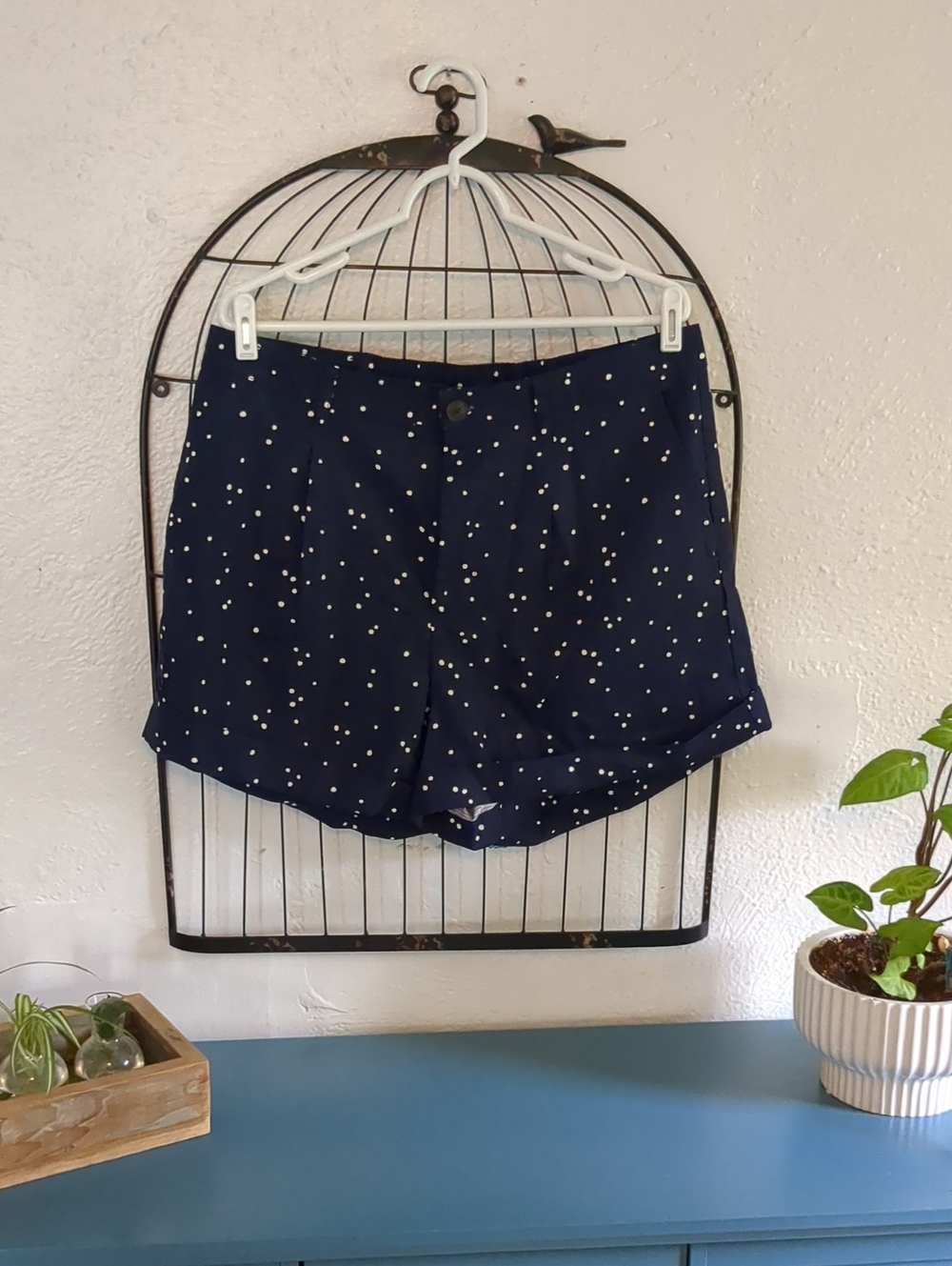 NWT a new day Navy Polka Dot Women's Low-rise Trouser Shorts. Size L.
